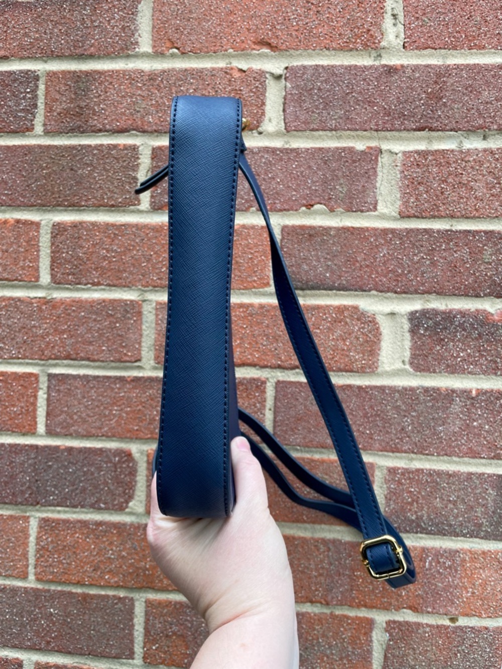 Tommy Hilfiger Blue Crossbody Bag Vinyl Double Zipper Gold Accents - EUC - Picture 3 of 10